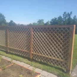 Wood Fencing for Barrier